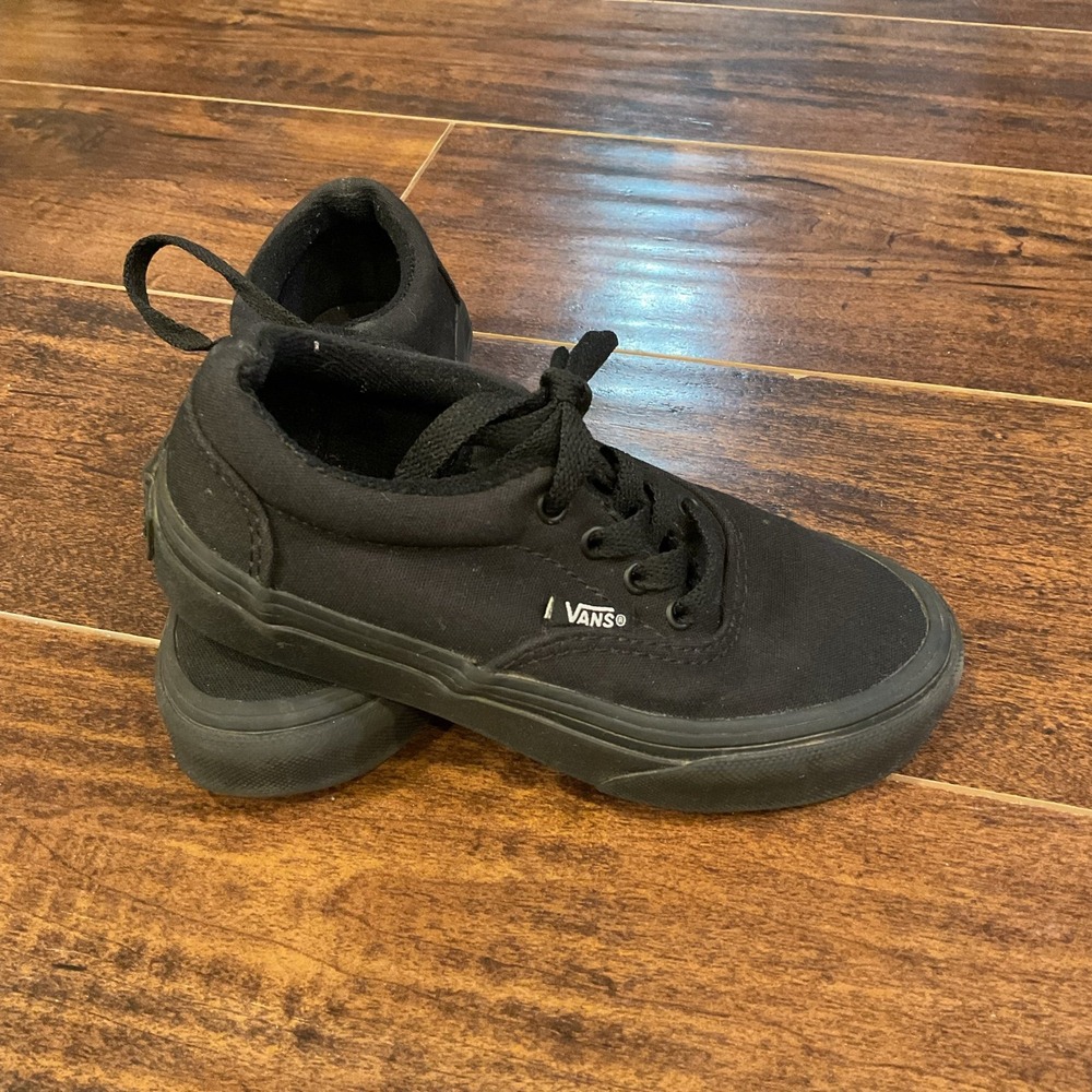 Vans Doheny Kids Sneakers Black Black Skate Shoes US 12Y